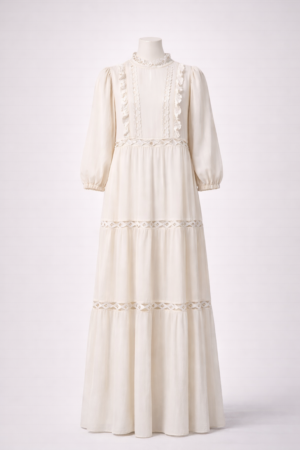 Cream gown size 36