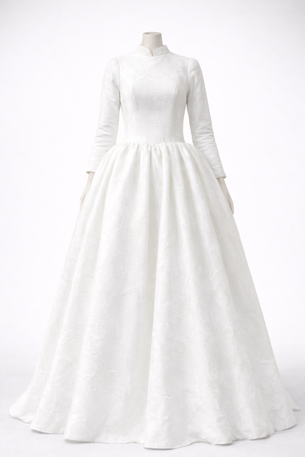 Gown, matching veil and matching badek tichel