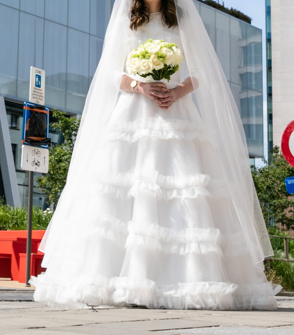Custom bridal gown size 34/36