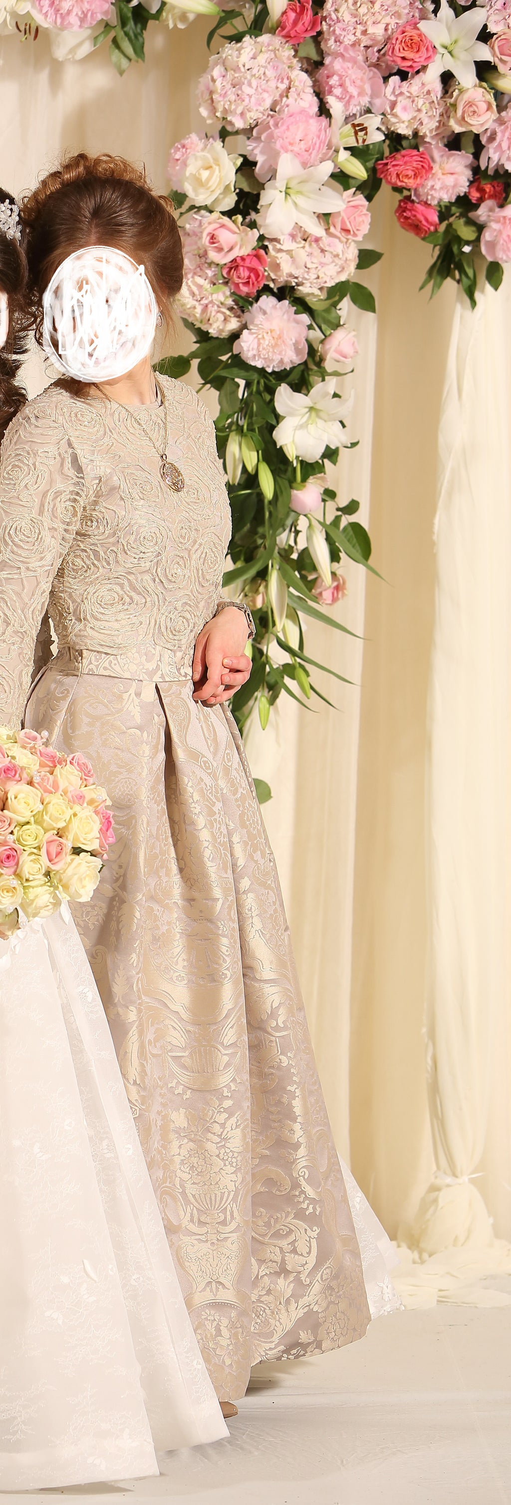 Gown 1032