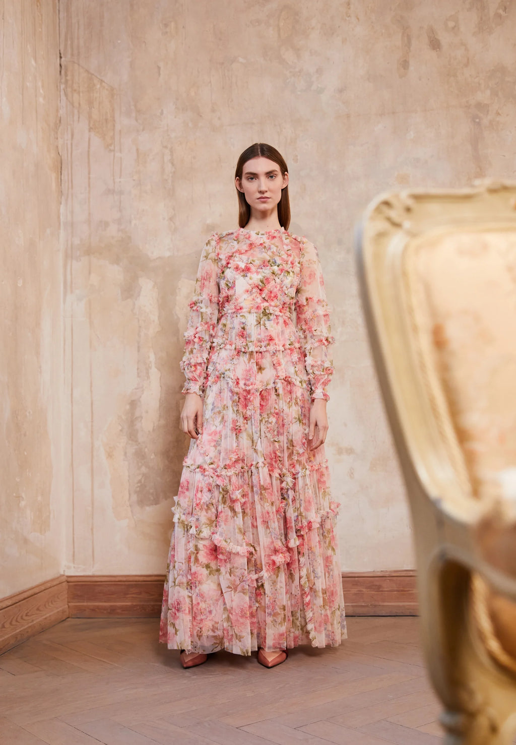 Gown 1085